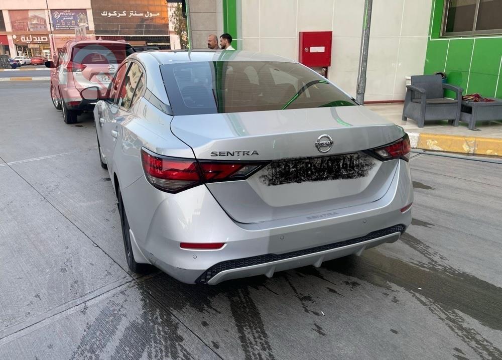 نيسان سنترا